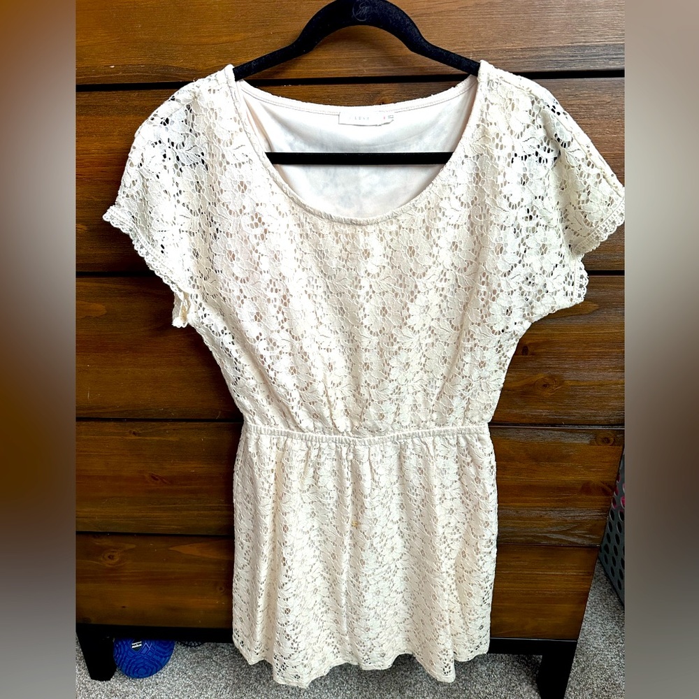 Lace dress